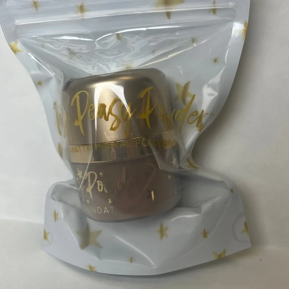 Belle Beauty Easy Peasy Matte Mineral Powder Foundation by Kim Gravel Travel